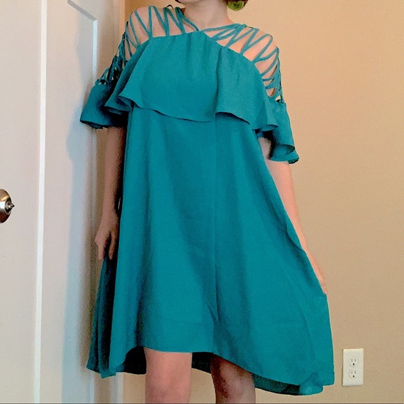 *NEW* Gianni Bini Teal Strappy Shoulder Dress - Picture 2 of 6